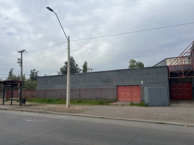 Propiedad industrial con galpones y oficinas en la pintana la pintana, santiago
