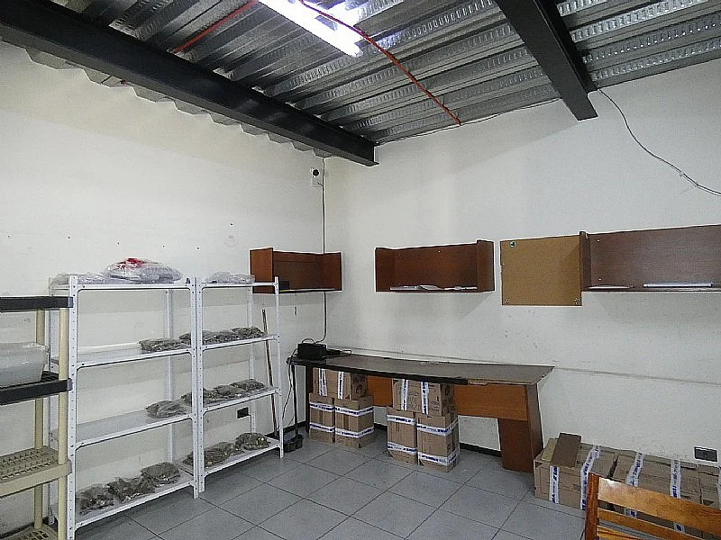 Bodega con oficinas en san miguel san miguel, santiago - Imagen 7