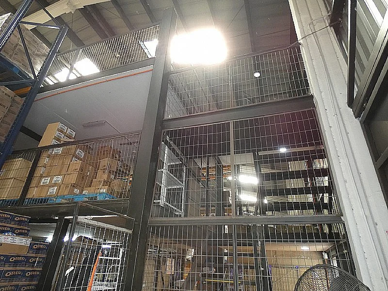Bodega con oficinas en ciudad del niño - san miguel san miguel, santiago - Imagen 7