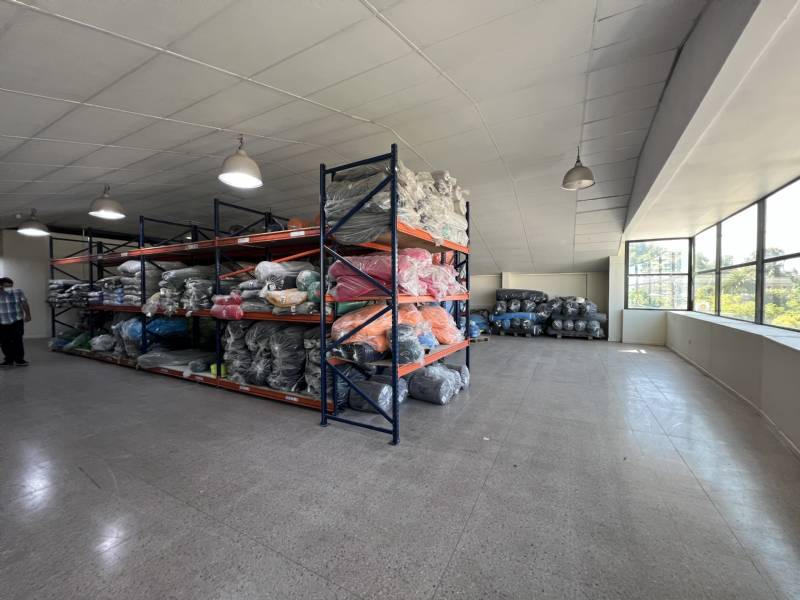 Bodega y local con oficinas en barrio patronato recoleta, santiago - Imagen 7