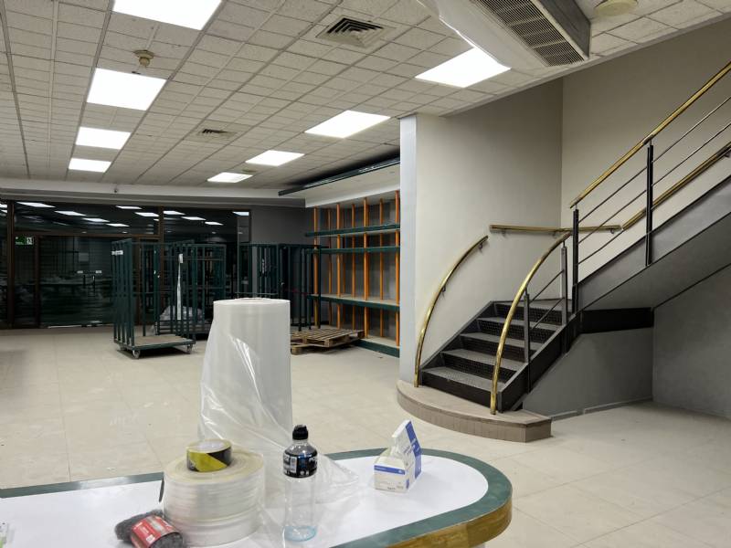Bodega y local con oficinas en barrio patronato recoleta, santiago - Imagen 11