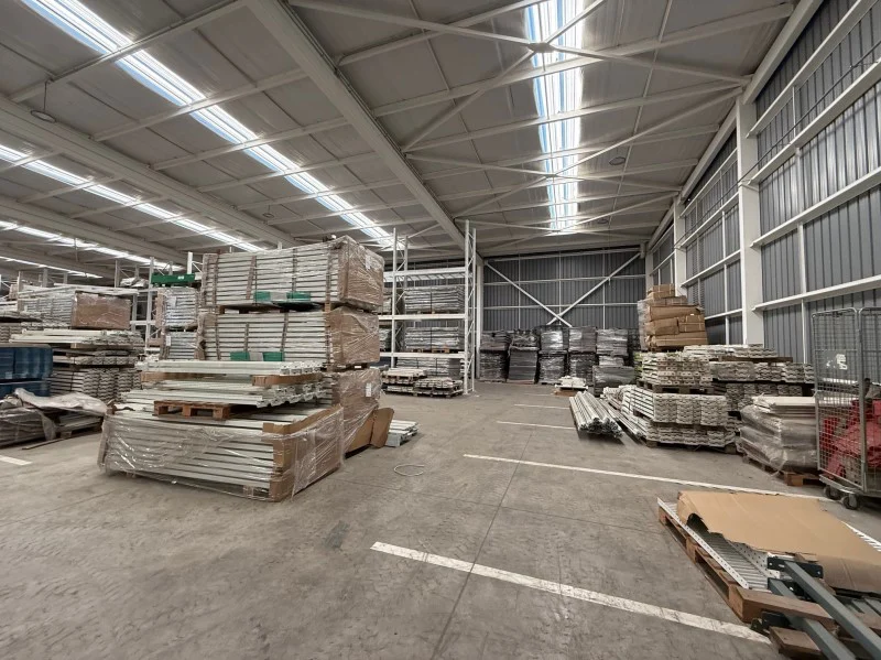 Bodega con oficinas nueva en parque valle grande - Lampa, Santiago - Imagen 3