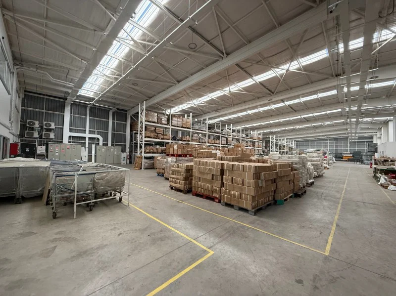 Bodega con oficinas nueva en parque valle grande - Lampa, Santiago - Imagen 9