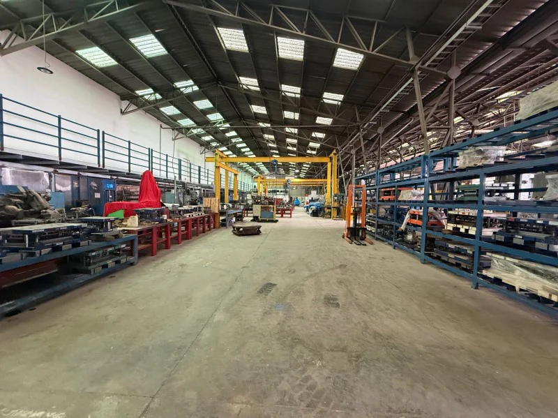 Venta de bodega industrial con oficinas en plaza oeste cerrillos, santiago - Imagen 3