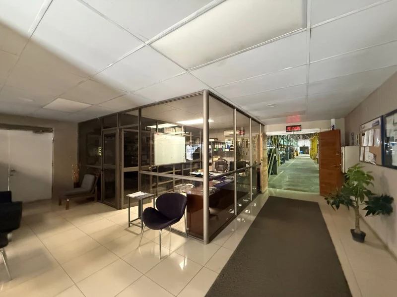 Venta de bodega industrial con oficinas en plaza oeste cerrillos, santiago - Imagen 15