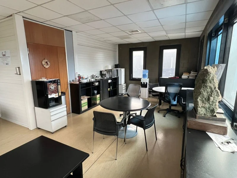 Propiedad industrial con oficinas a pasos de ruta norte sur lampa, santiago - Imagen 14
