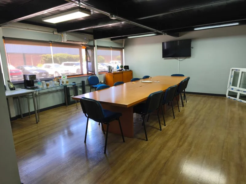Bodega industrial con oficinas a pasos de ruta 5 lampa, santiago - Imagen 11