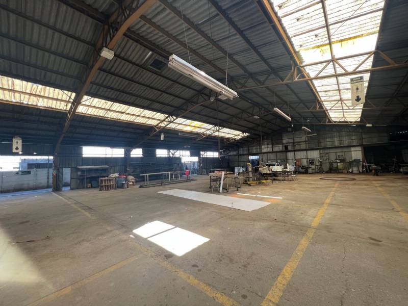 Excelente propiedad industrial en costanera norte renca, santiago