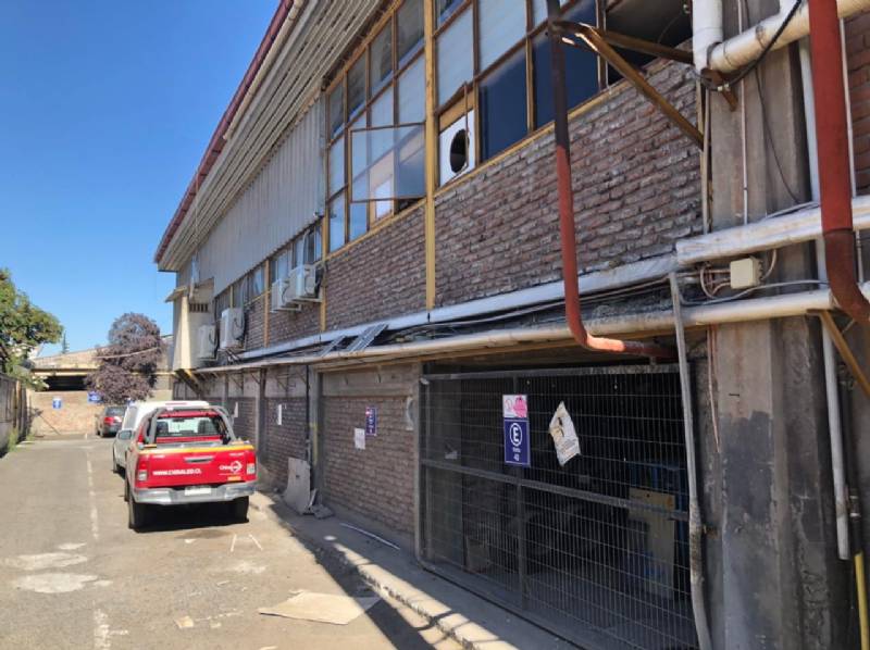 Propiedad comercial - industrial arrendada en Macul, Santiago. - Imagen 3