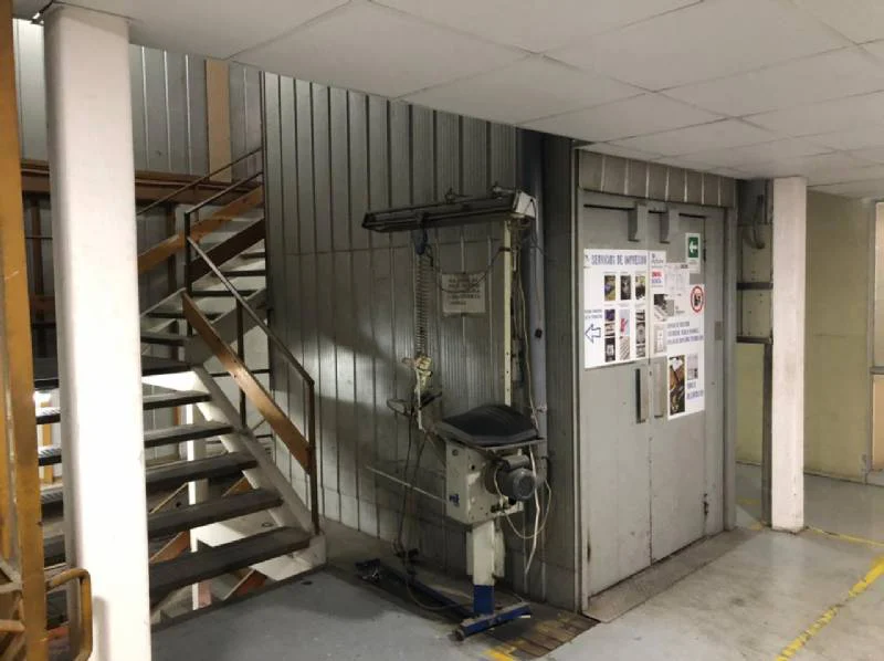 Propiedad comercial - industrial arrendada en Macul, Santiago. - Imagen 11