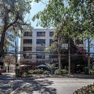 Venta de oficinas, estacionamientos y bodegas en descuento Providencia, Santiago