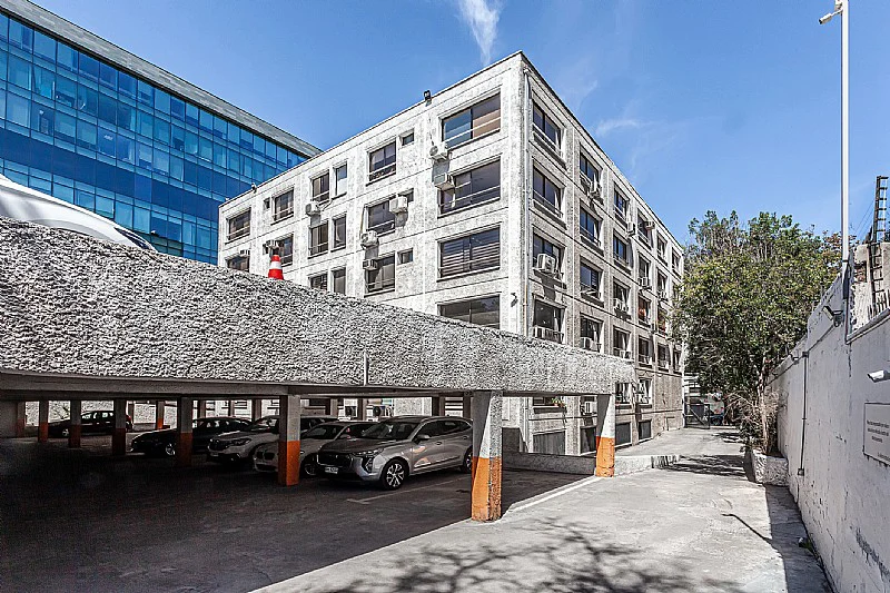 Venta de oficinas, estacionamientos y bodegas en descuento Providencia, Santiago - Imagen 3