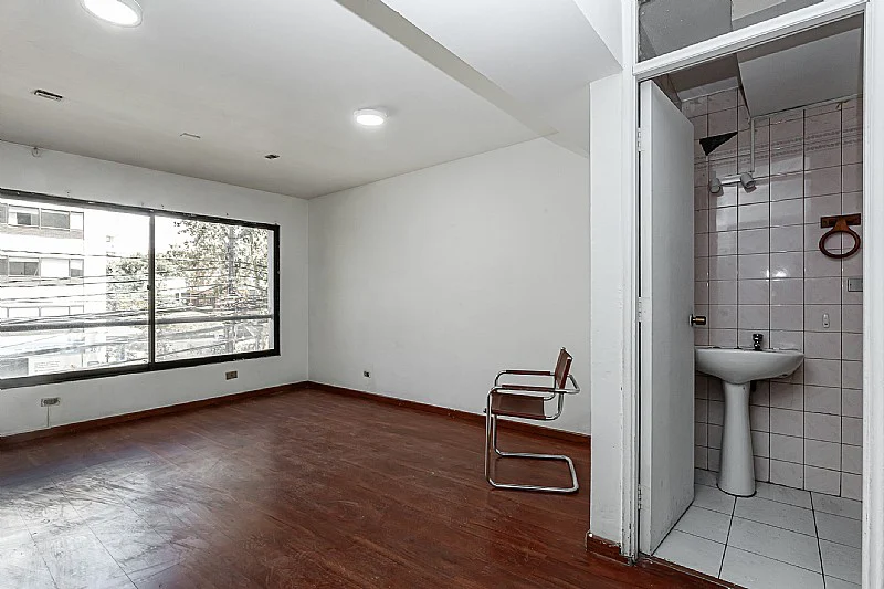 Venta de oficinas, estacionamientos y bodegas en descuento Providencia, Santiago - Imagen 4