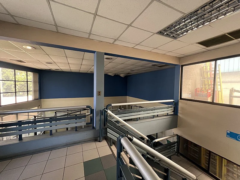 Arriendo de excelente propiedad industrial en calle marathon. Macul, Santiago. - Imagen 13