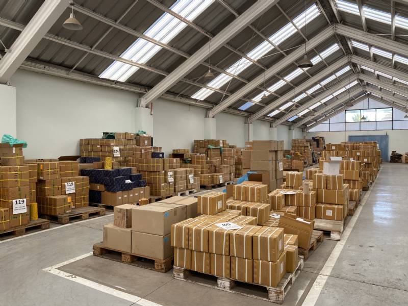 Bodega con oficinas y local en perfecto estado en Quinta Normal, Santiago - Imagen 4