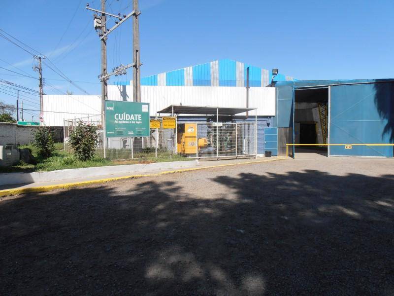 Amplia propiedad industrial en Peñaflor, Santiago