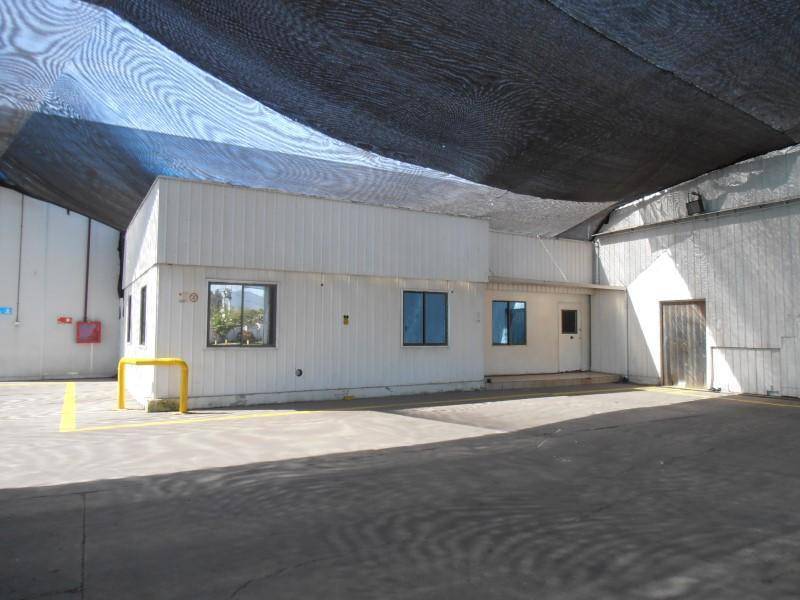 Amplia propiedad industrial en Peñaflor, Santiago - Imagen 5
