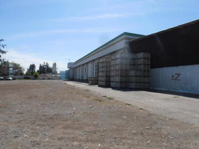 Amplia propiedad industrial en Peñaflor, Santiago - Imagen 9