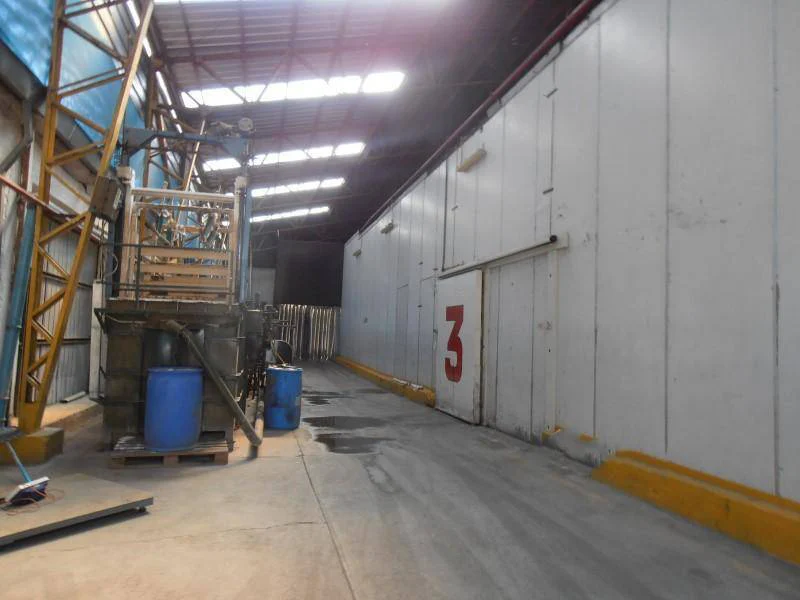Amplia propiedad industrial en Peñaflor, Santiago - Imagen 12