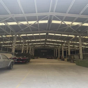 Propiedad industrial con 38.000 mt2 de terreno en  Pudahuel, Santiago