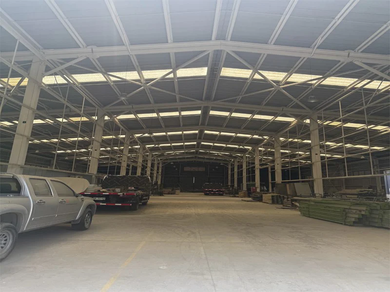 Propiedad industrial con 38.000 mt2 de terreno en Pudahuel, Santiago