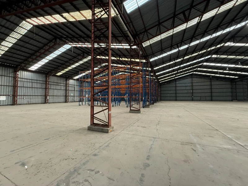 Centro de distribucion en Lo Boza - Gran bodega con oficinas Pudahuel, Santiago - Imagen 5