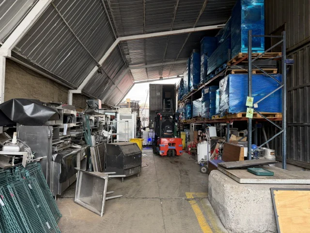 Venta de propiedad industrial con cámaras de frío – Parque Industrial La Reina. Santiago - Imagen 12